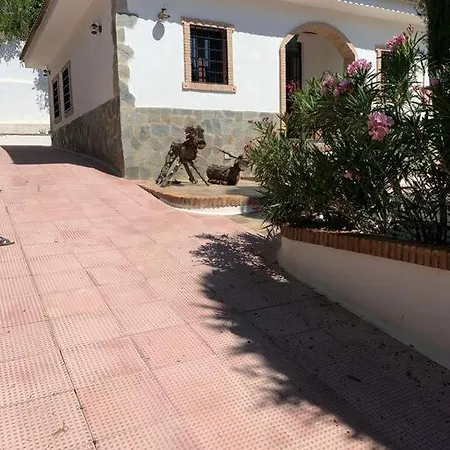 Cortijo Pinillos * Pinos Genil
